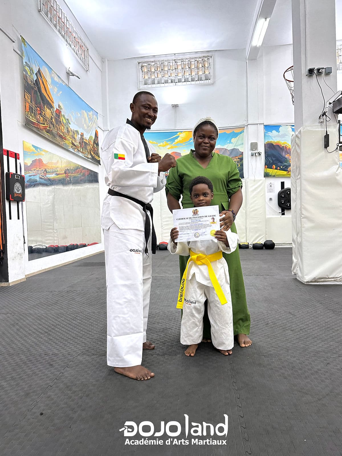 Cérémonie de remise des ceintures de Taekwondo à DojoLand : Une fière réussite